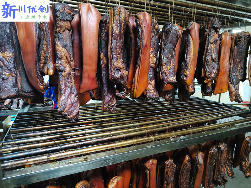 654dc41acfe44.jpg 臘肉烘干房2.jpg